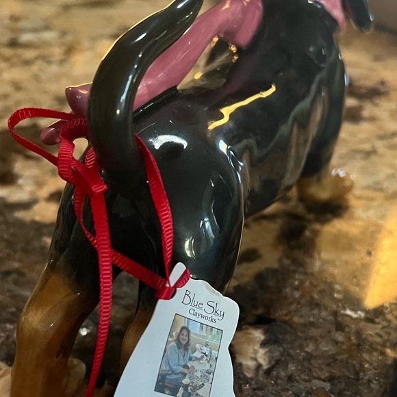 Blue Sky Doxie - Picture 4 of 4